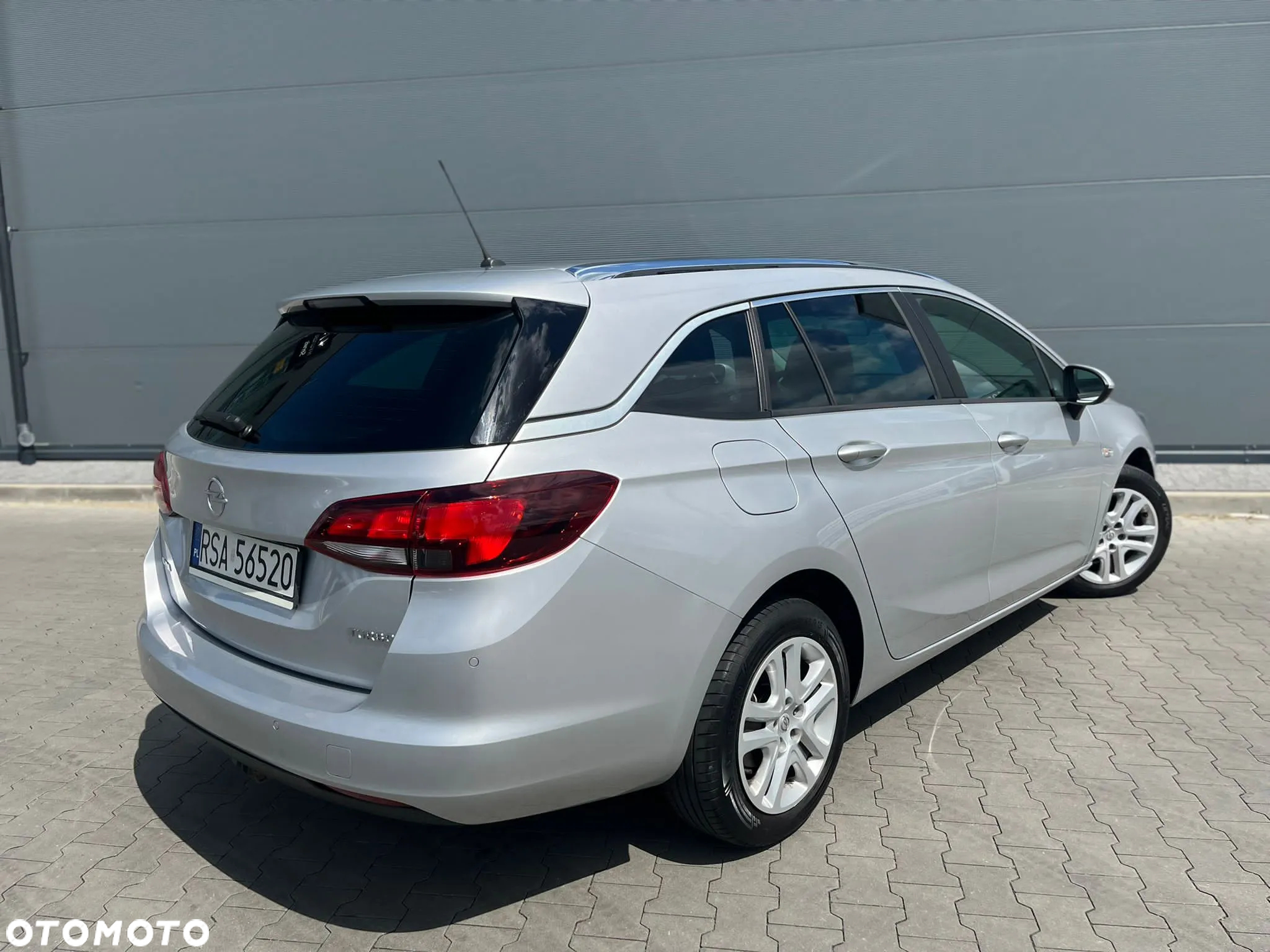 Opel Astra V 1.4 T Enjoy - 3
