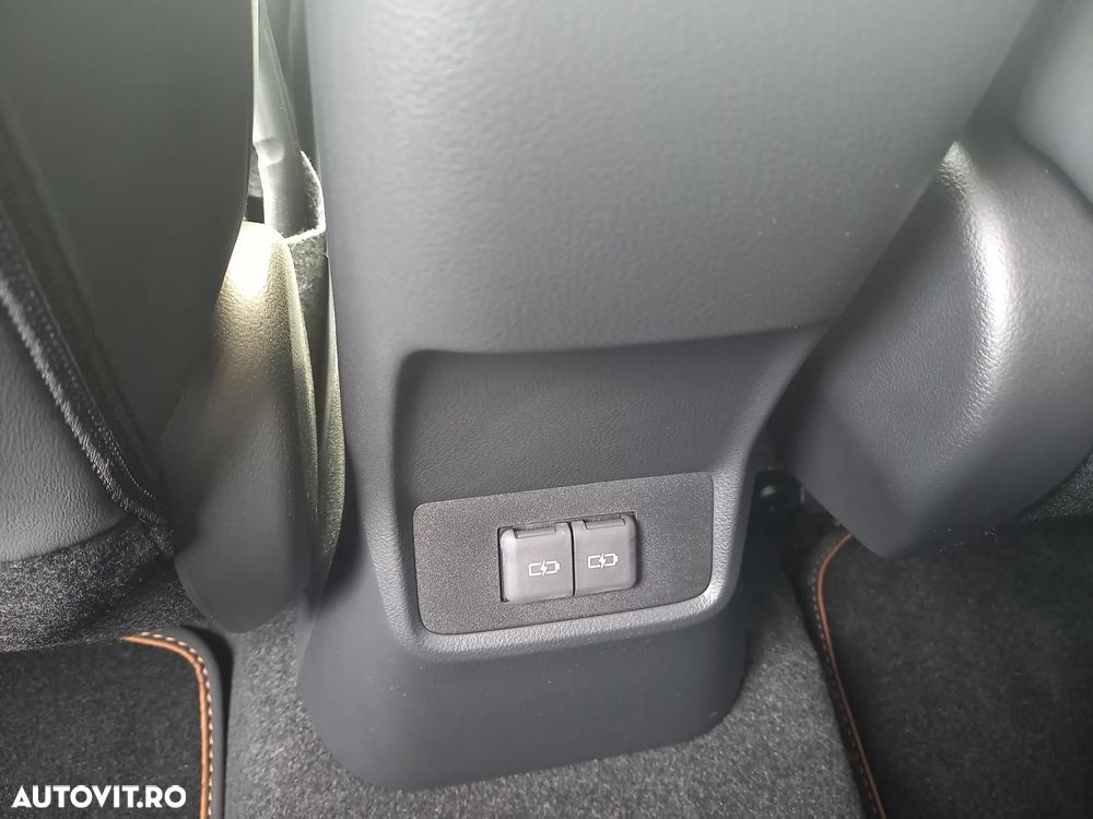 Lexus LBX 1.5 HEV 4x2 CVT Cool - 11