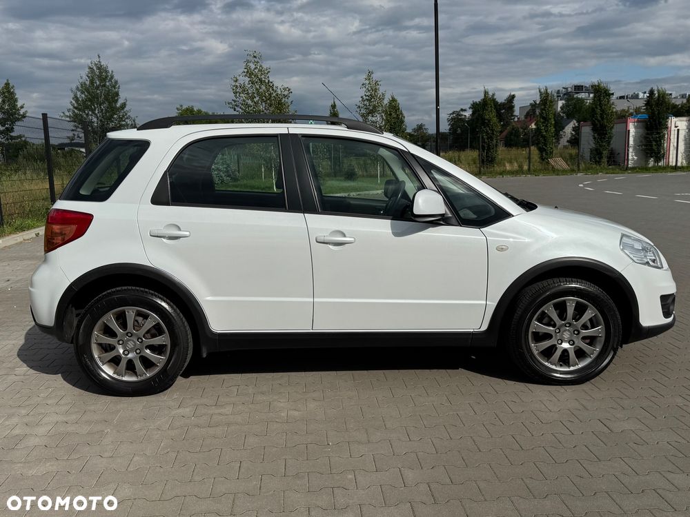 Suzuki SX4 1.6 VVT 4x4 Style - 5