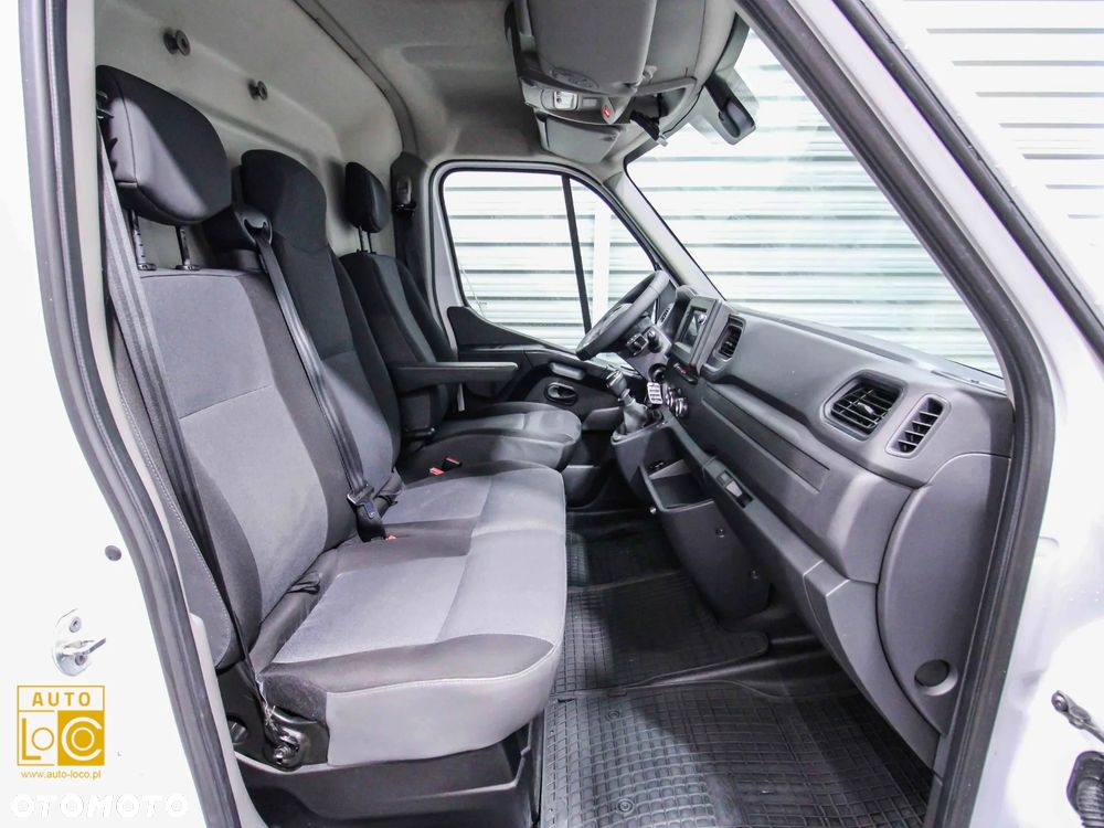 Renault MASTER FURGON BLASZAK - 9