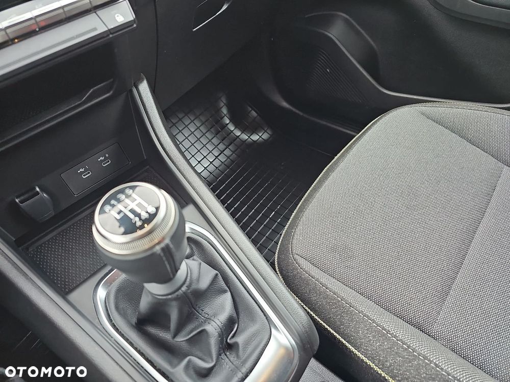 Renault Captur 1.0 TCe Techno - 17