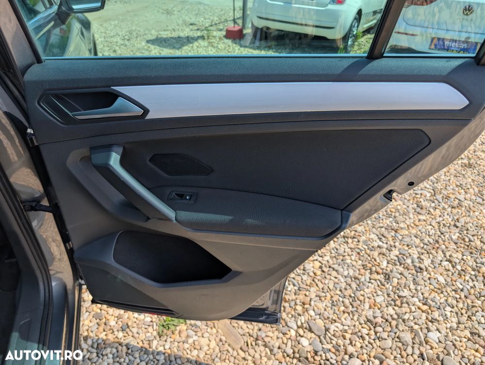 Volkswagen Tiguan 2.0 TDI 4Mot DSG Comfortline - 19
