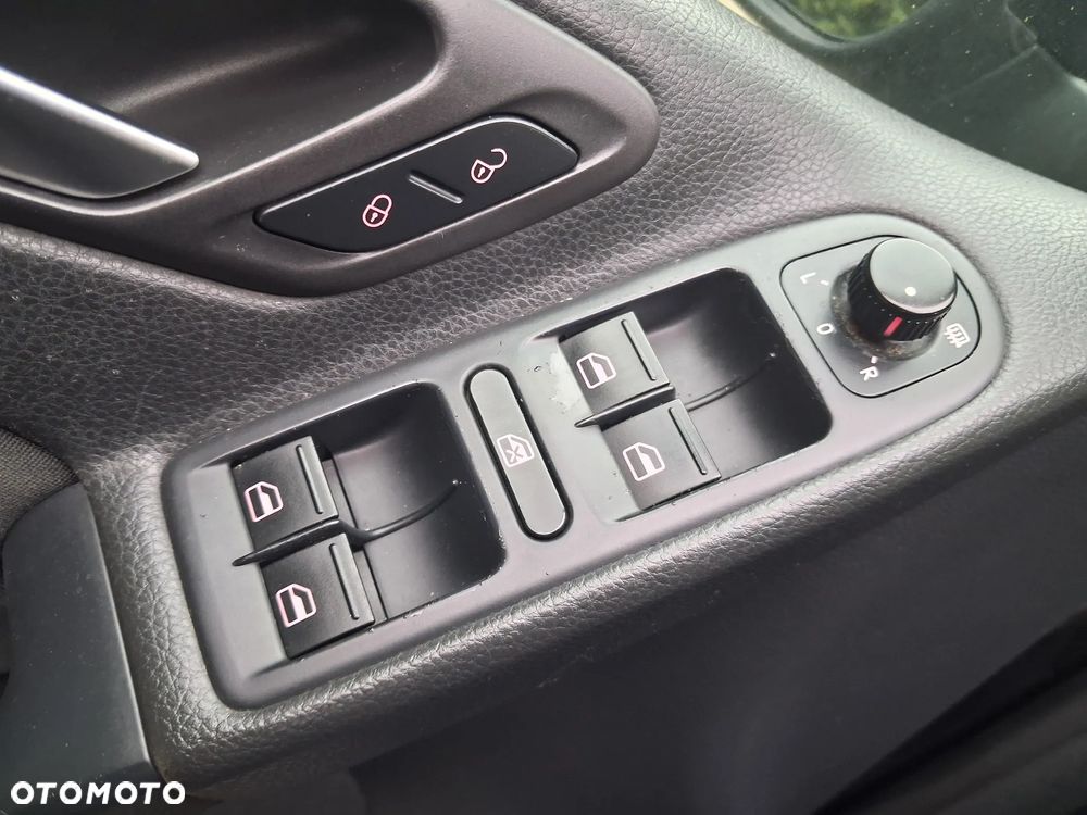 Volkswagen Golf - 14