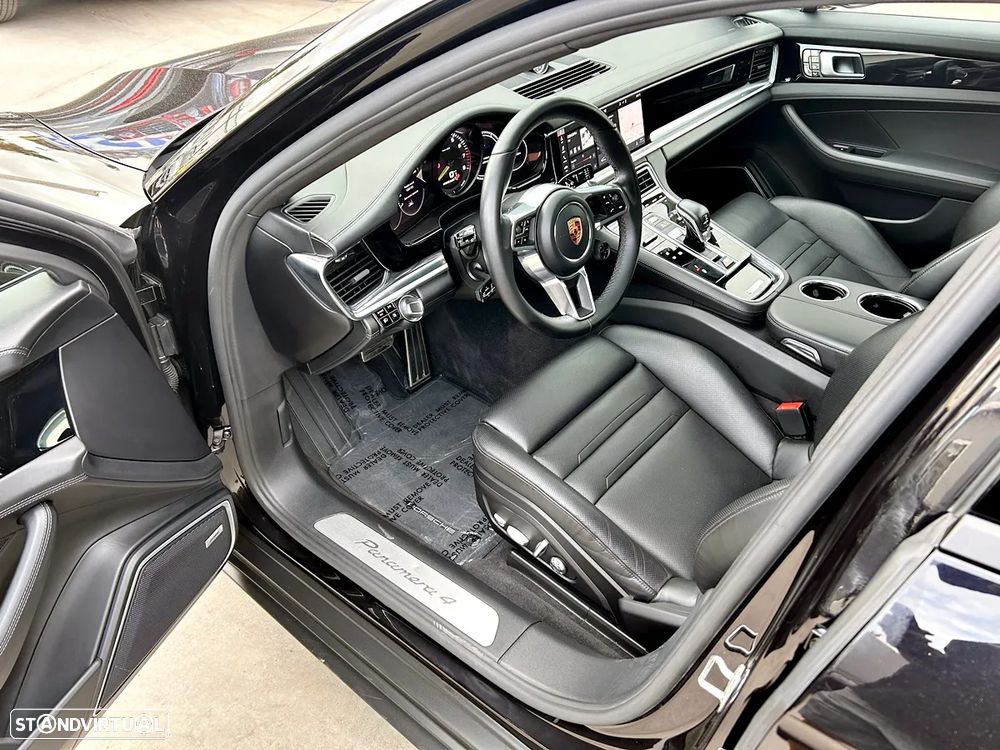 Porsche Panamera 4 E-Hybrid - 21