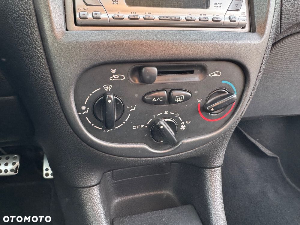 Peugeot 206 1.4 Quiksilver - 25