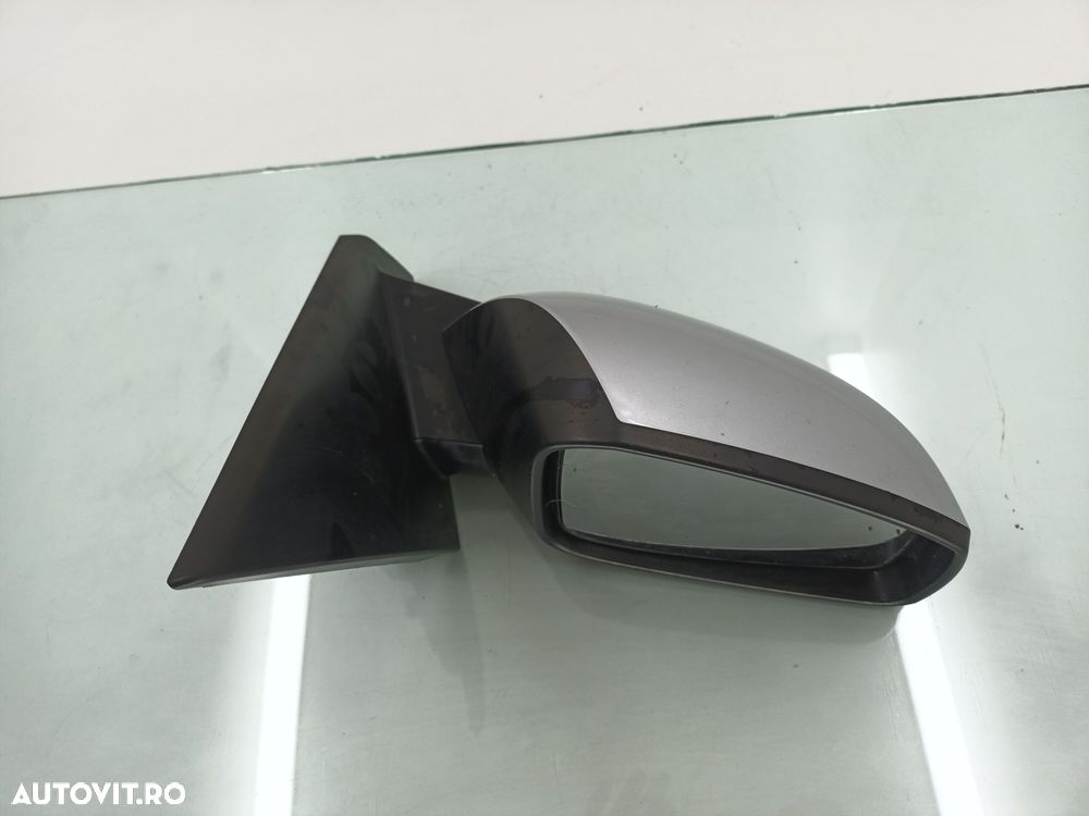 Dezmembrez Oglinda dreapta de pe Renault LAGUNA 3 2008-2015 - 2