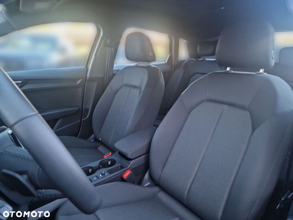 Audi A3 Sportback 30 TFSI mHEV S tronic - 12