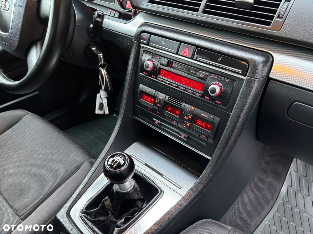Audi A4 Limousine 1.8 T - 24