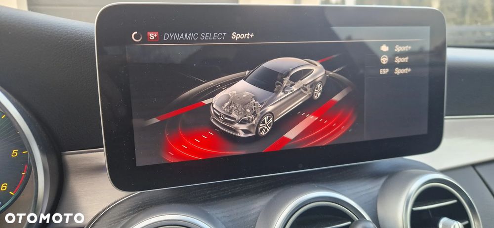 Mercedes-Benz Klasa C 220 d 4Matic 9G-TRONIC AMG Line Plus - 34