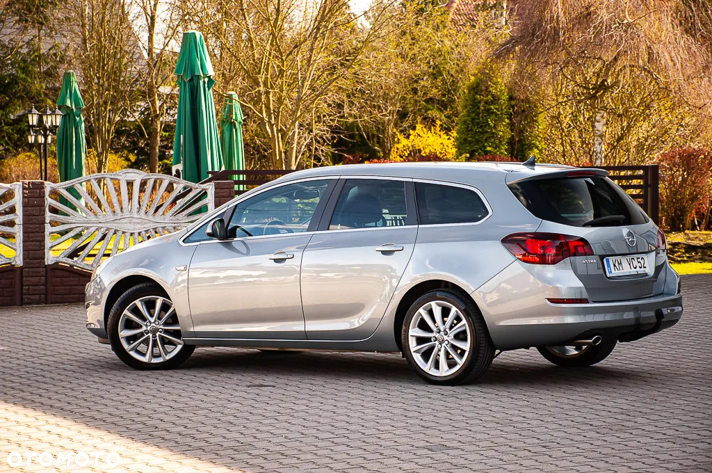 Opel Astra 1.4 Turbo Cosmo - 20