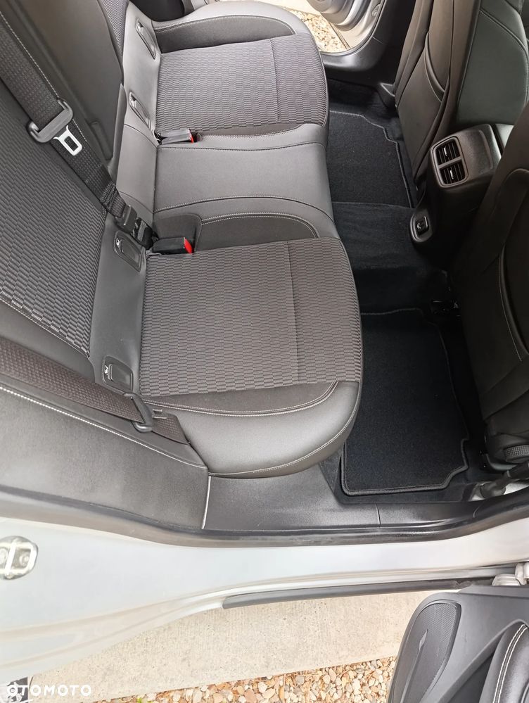 Opel Insignia - 14