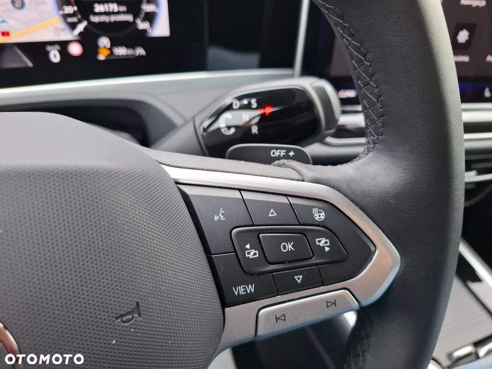 Volkswagen Passat Variant 2.0 TDI SCR DSG Elegance - 21