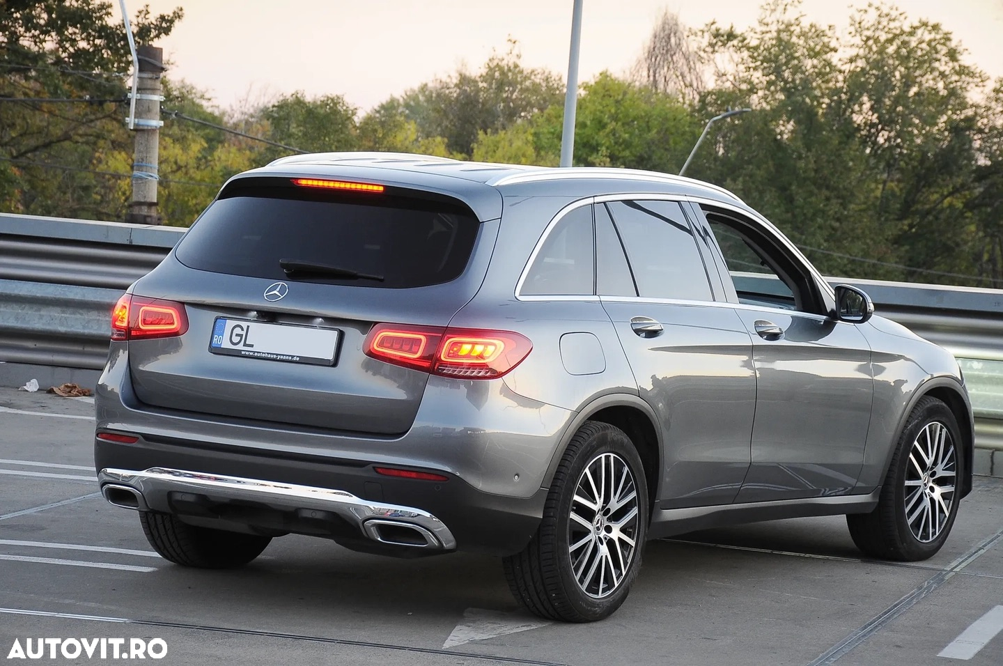 Mercedes-Benz GLC 300 d 4Matic 9G-TRONIC - 20
