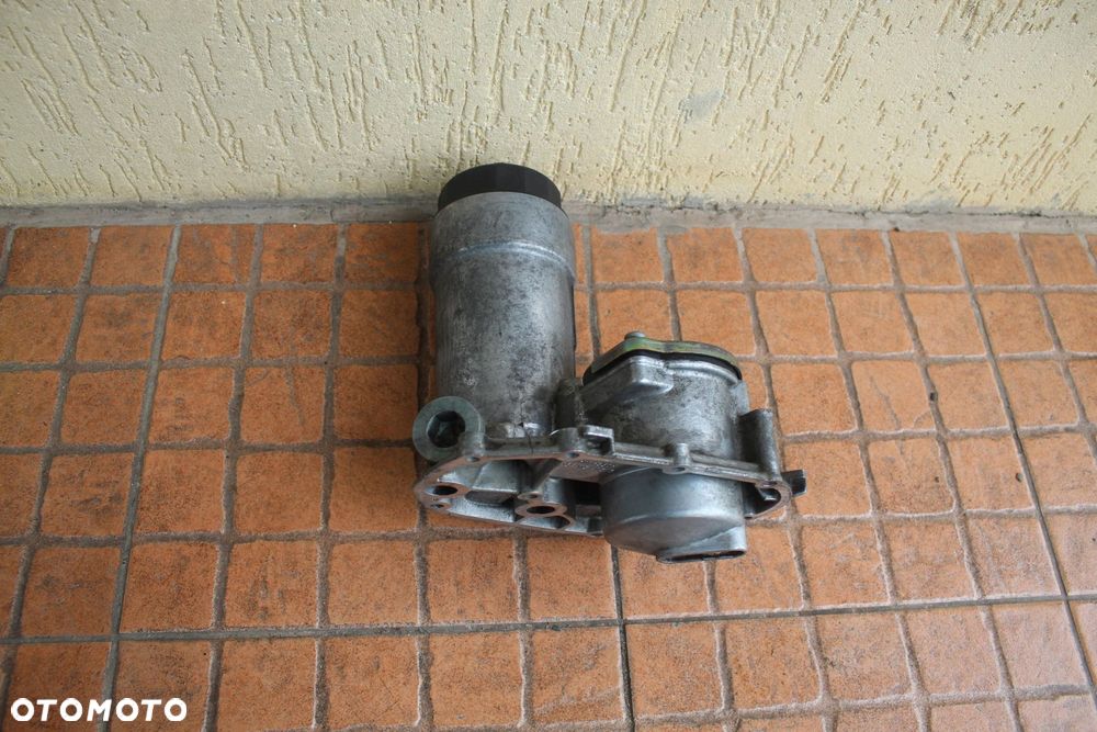 OBUDOWA PODSTAWA FILTRA OLEJU AUDI A4 B6 2.5 TDI 059115405G - 1