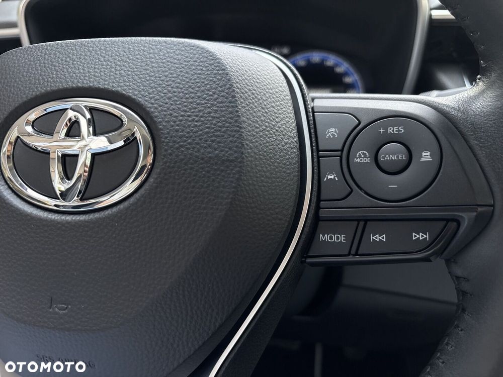 Toyota Corolla 1.8 Hybrid Comfort - 28