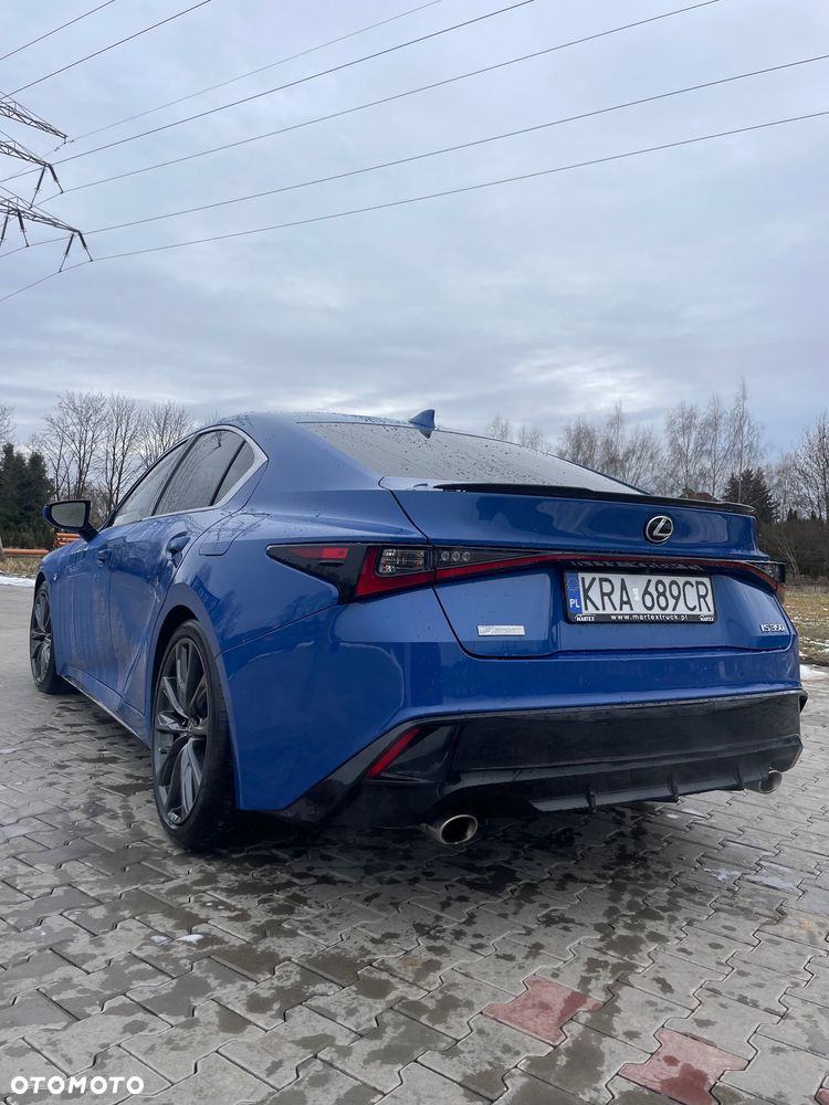 Lexus IS - 9