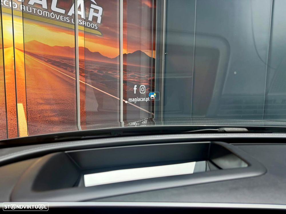 Mercedes-Benz C 300 e T 9G-TRONIC AMG Line - 17