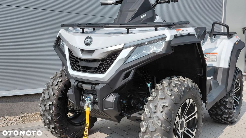 QJMOTOR SFA 1000 - 3