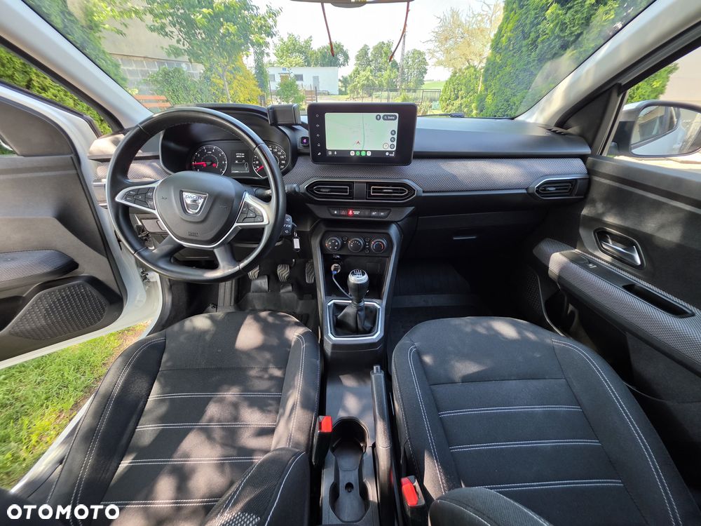 Dacia Sandero - 10