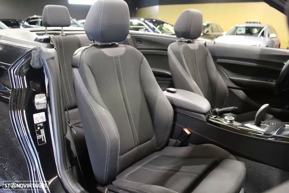 BMW 218 d Cabrio Line Sport Auto - 16