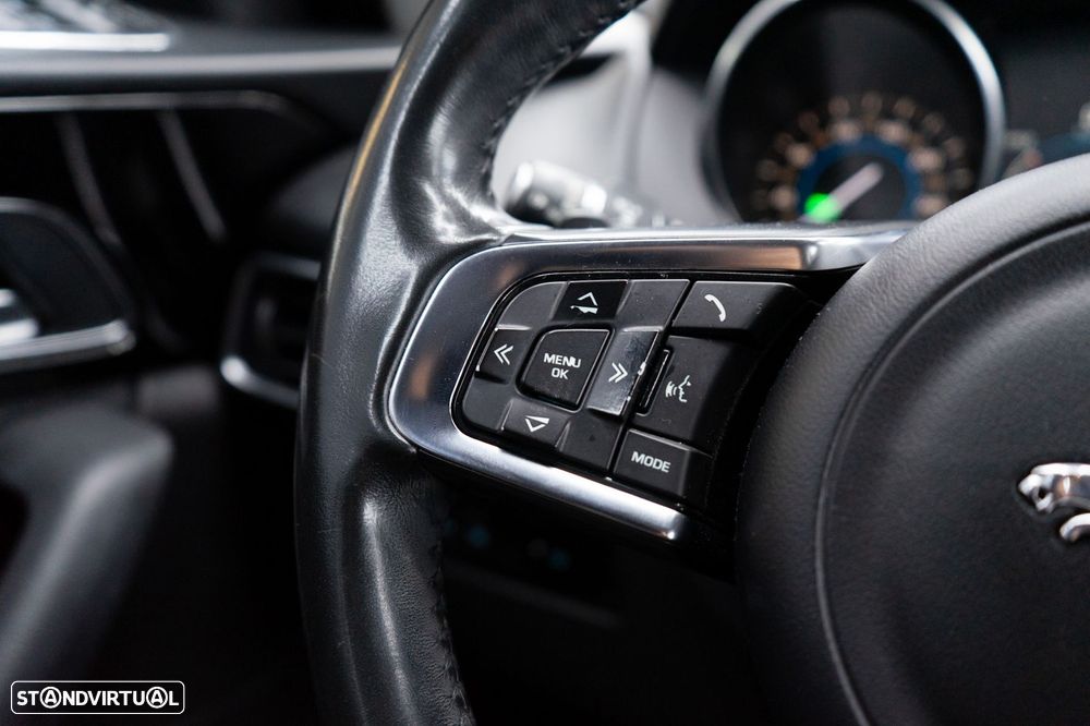 Jaguar F-Pace 20d AWD Aut. R-Sport - 29