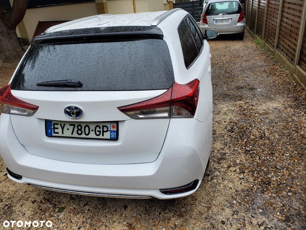 Toyota Auris 1.8 HSD Luna - 4