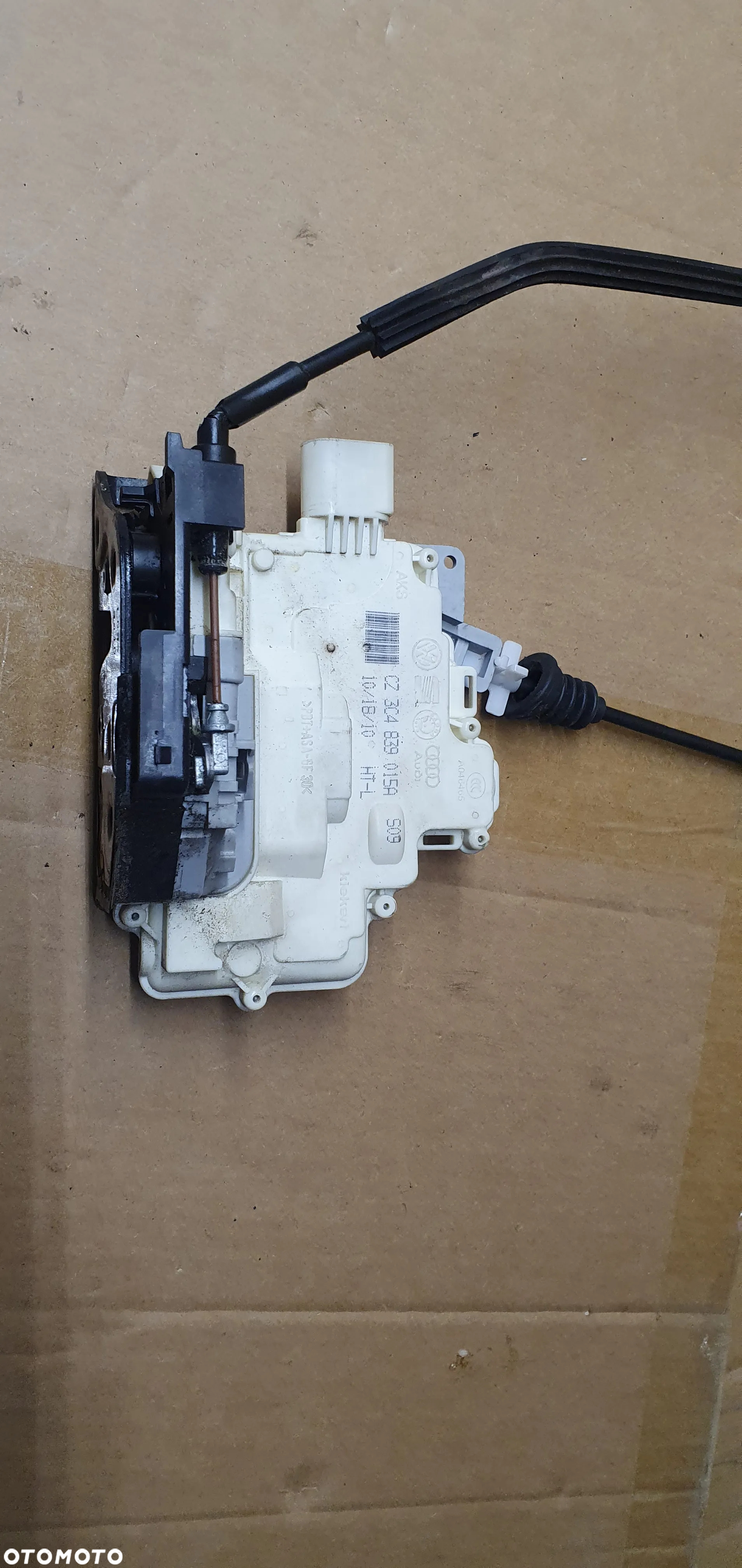 Zamek drzwi lewy tył tylny VW Passat B7 3C4839015A - 5