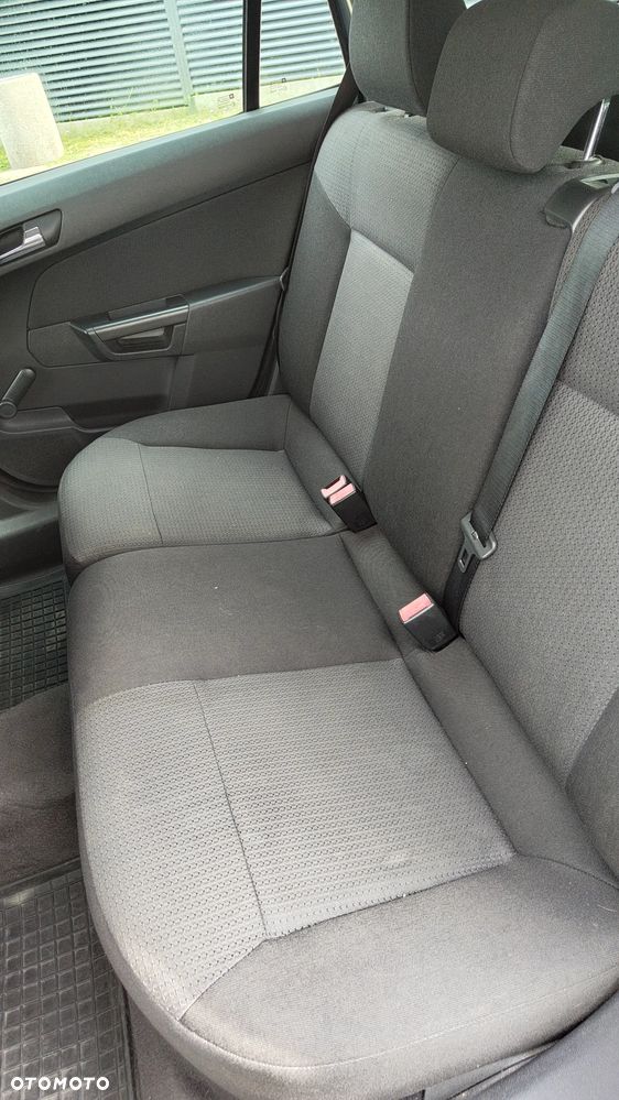 Opel Astra - 18
