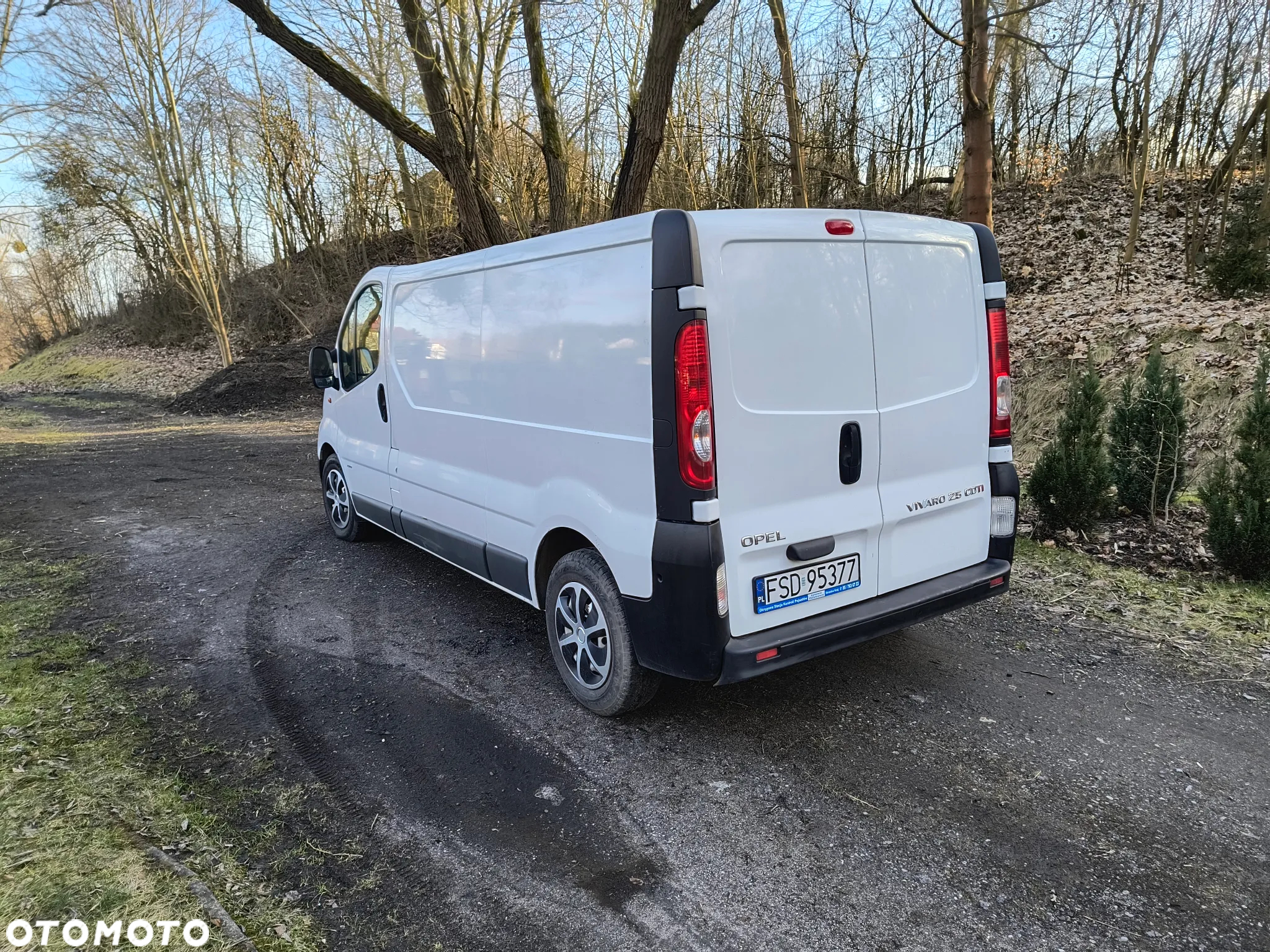 Opel Vivaro - 4