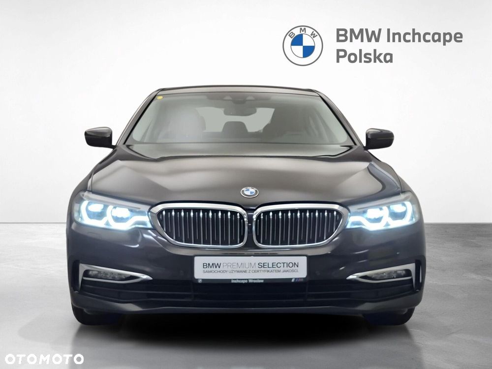 BMW Seria 5 520d xDrive Luxury Line sport - 9