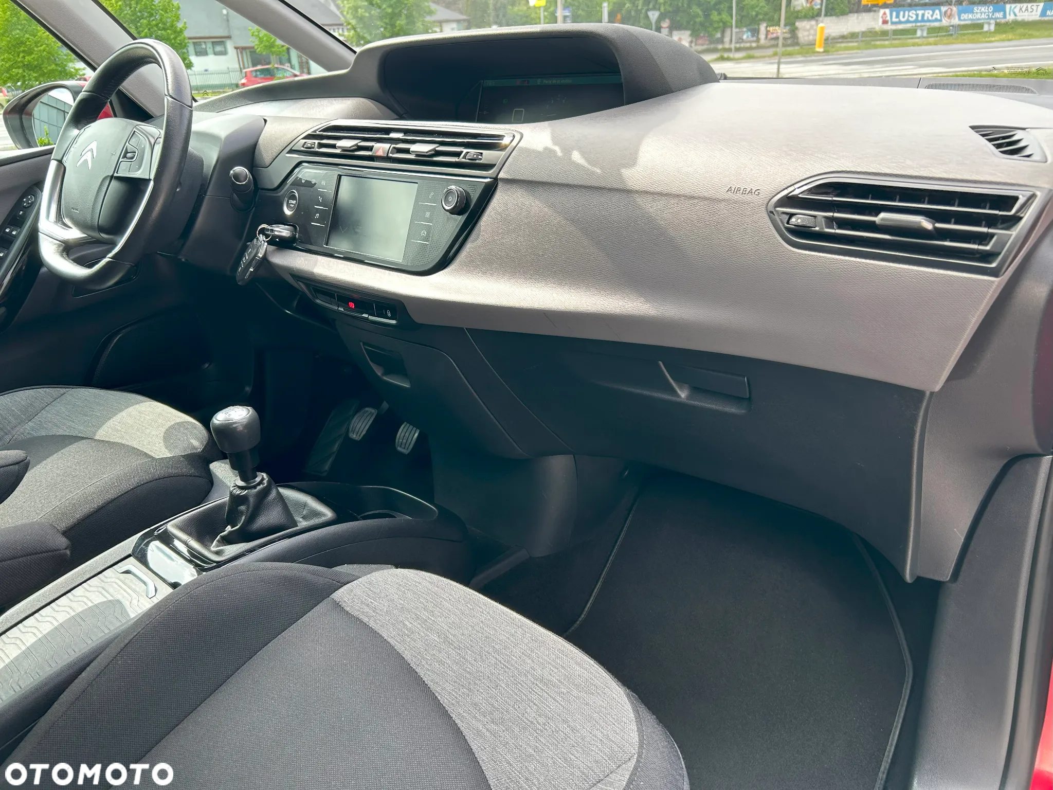 Citroën C4 SpaceTourer PureTech 130 Stop&Start FEEL - 22