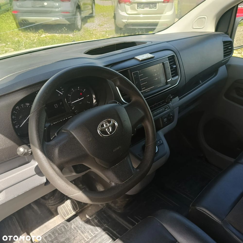 Toyota proace - 16
