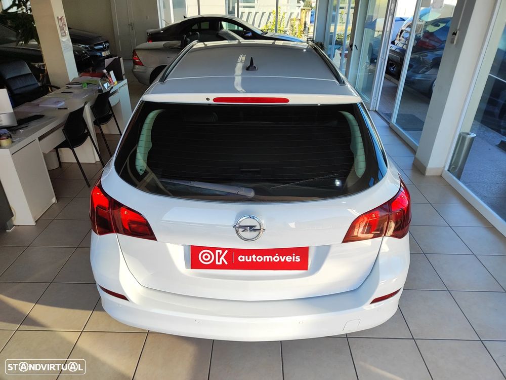Opel Astra Sports Tourer 1.7 CDTI DPF ecoFLEX S&S Innovation - 10