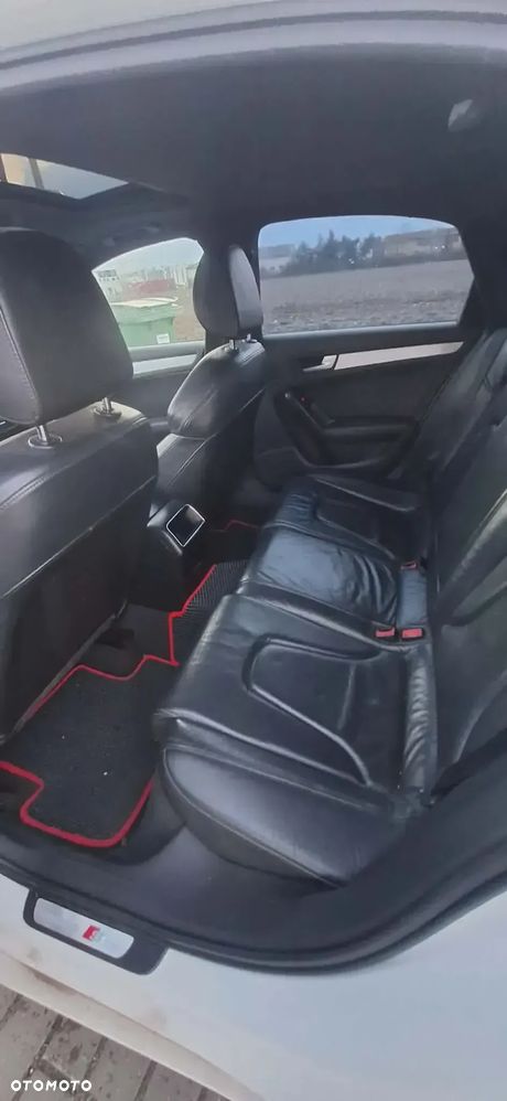 Audi A4 Limousine - 3