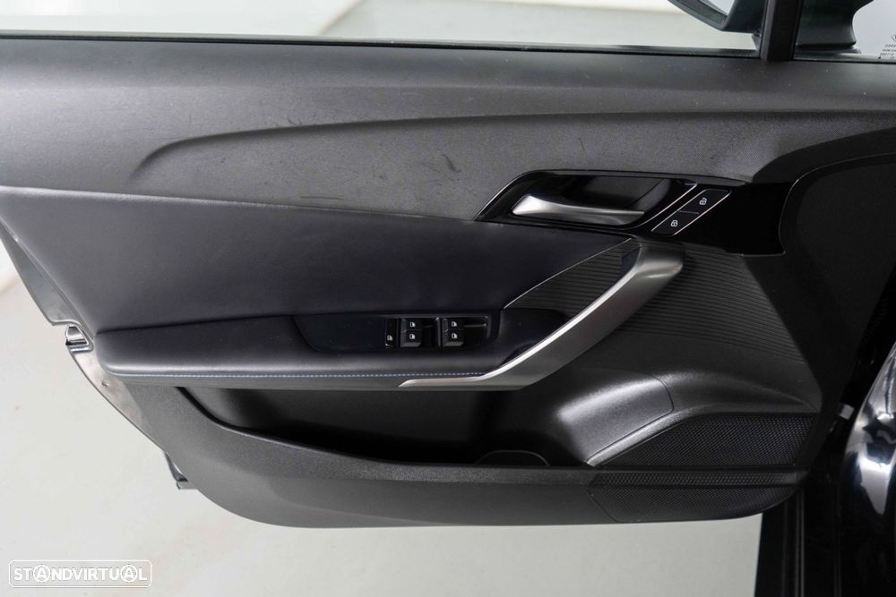 MG MG4 64 kWh Comfort - 17