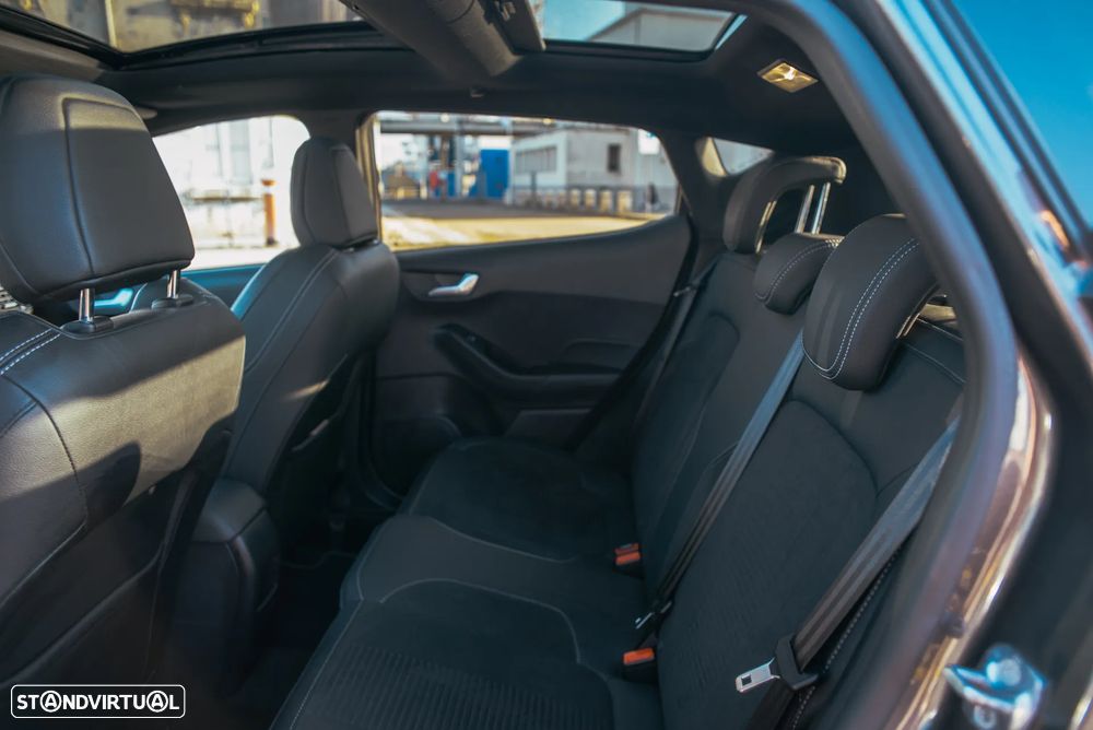 Ford Fiesta 1.5 EcoBoost S&S ST X - 26