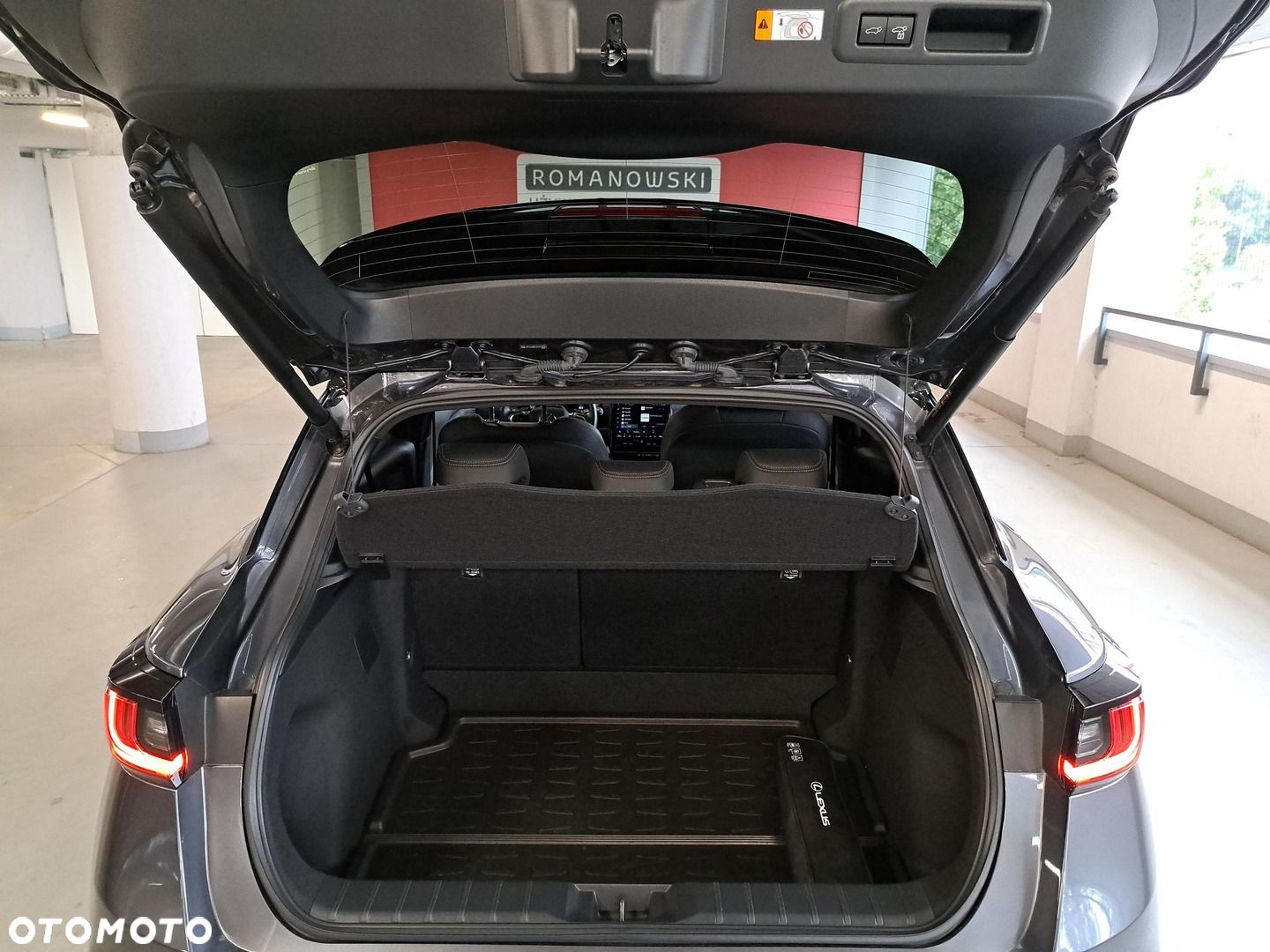 Lexus LBX 1.5 Hybrid Cool - 13