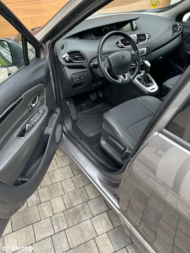 Renault Scenic - 13
