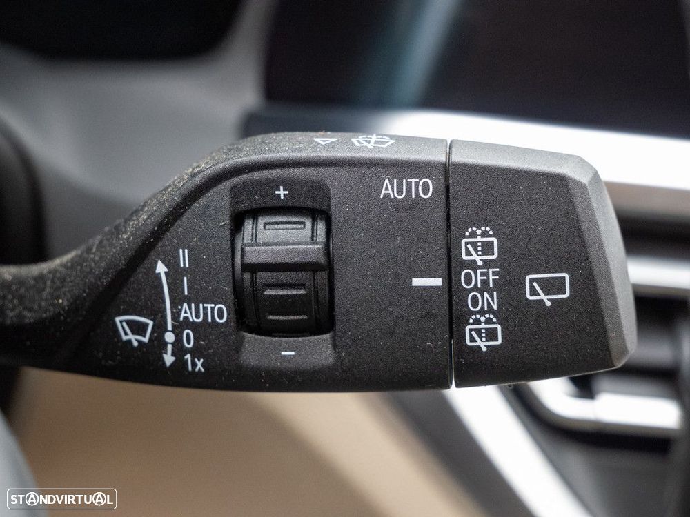 BMW 320 e Aut. Advantage - 39