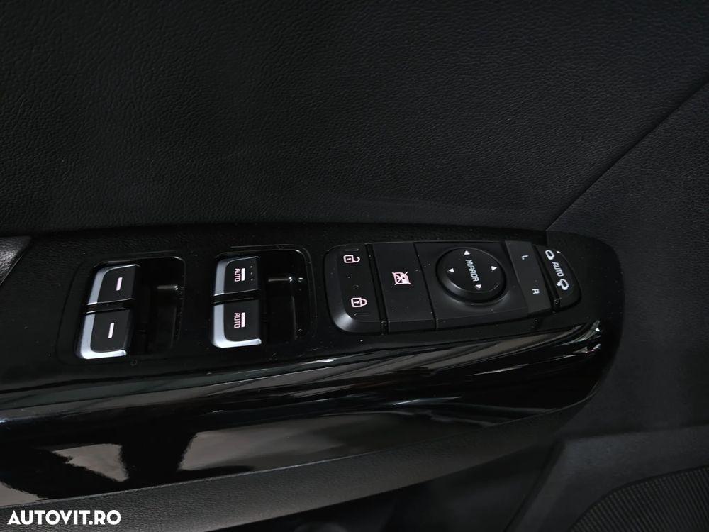 Kia Sportage 1.6 DSL 7DCT HP 4x2 Classic - 15