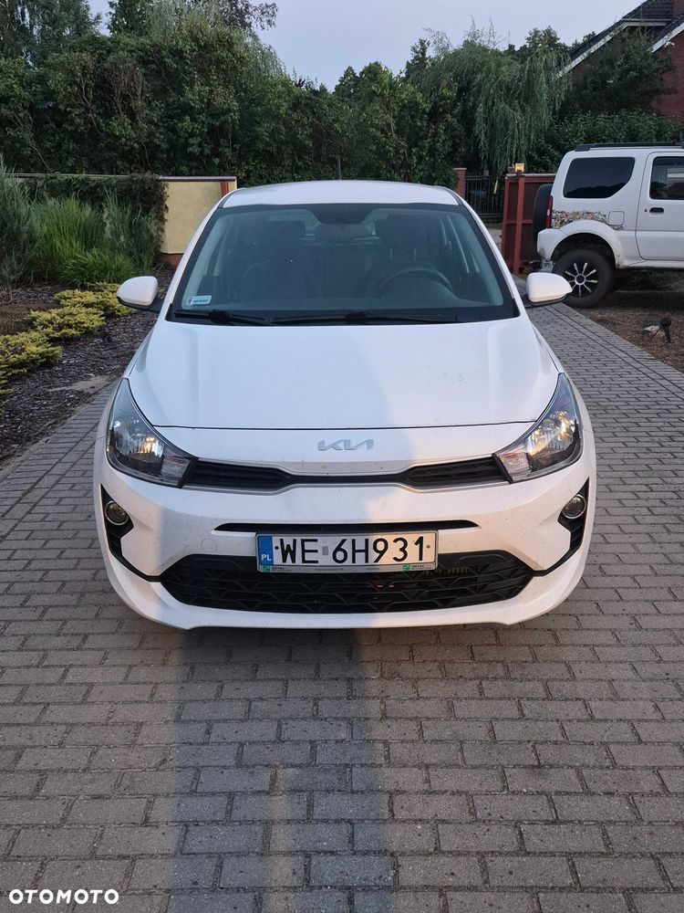 Kia Rio - 2