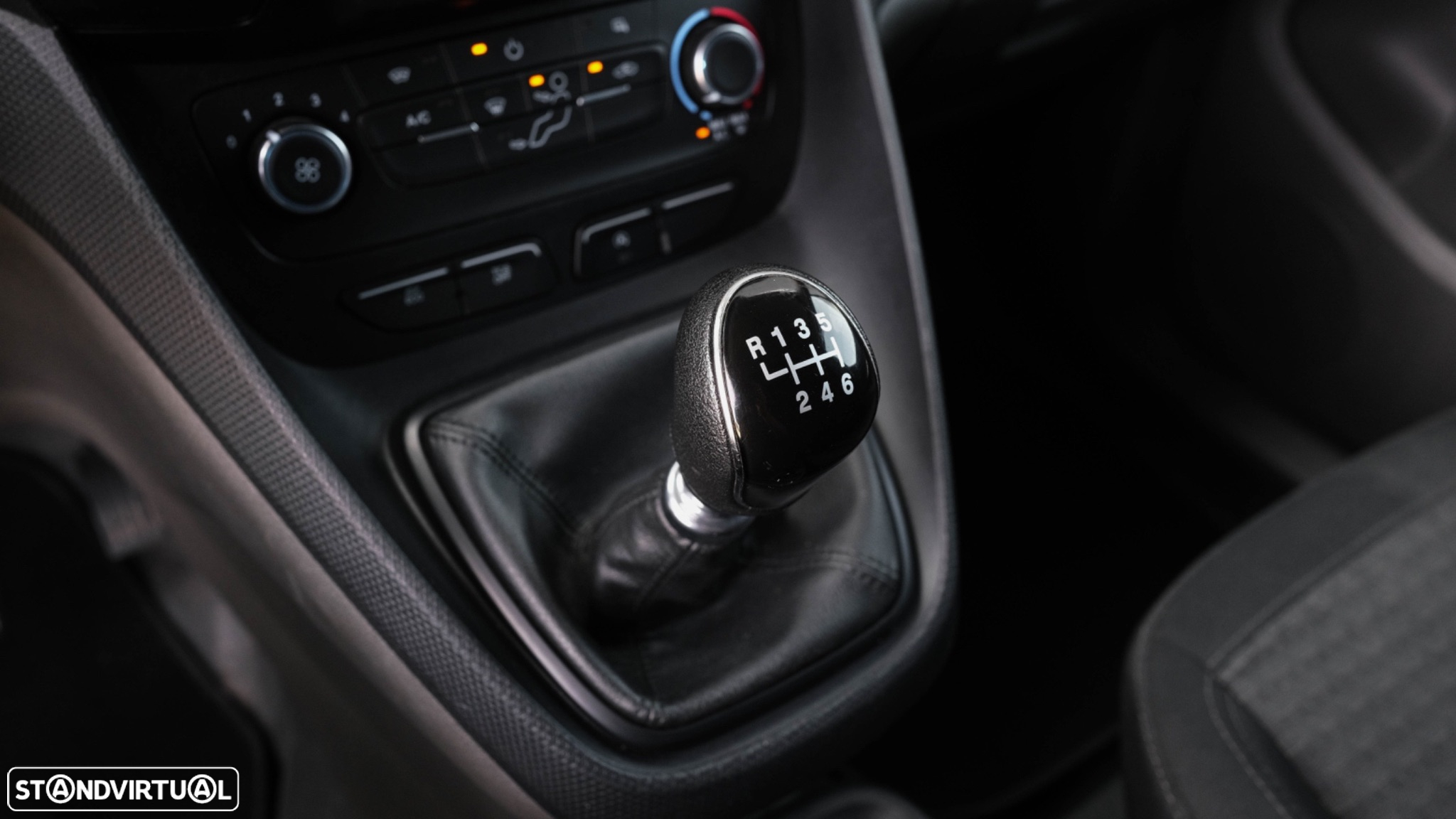 Ford Transit Connect Longa - 15