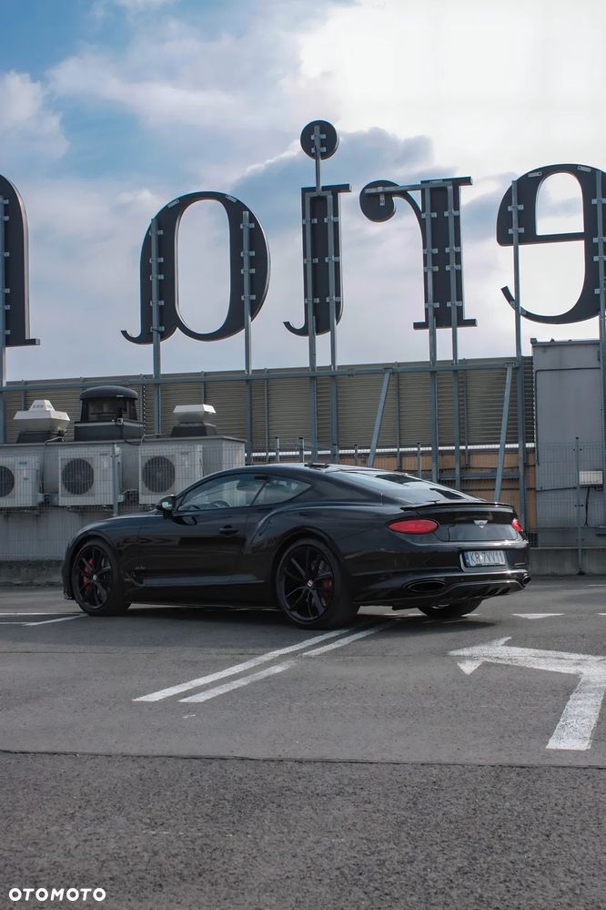 Bentley Continental GT - 12