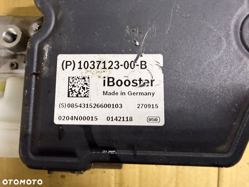 Pompa hamulcowa, serwo Tesla Model S P85D Nr. 1037123-00-B. - 2