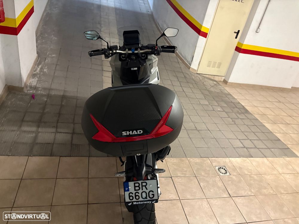 Honda X-ADV 750 - 6