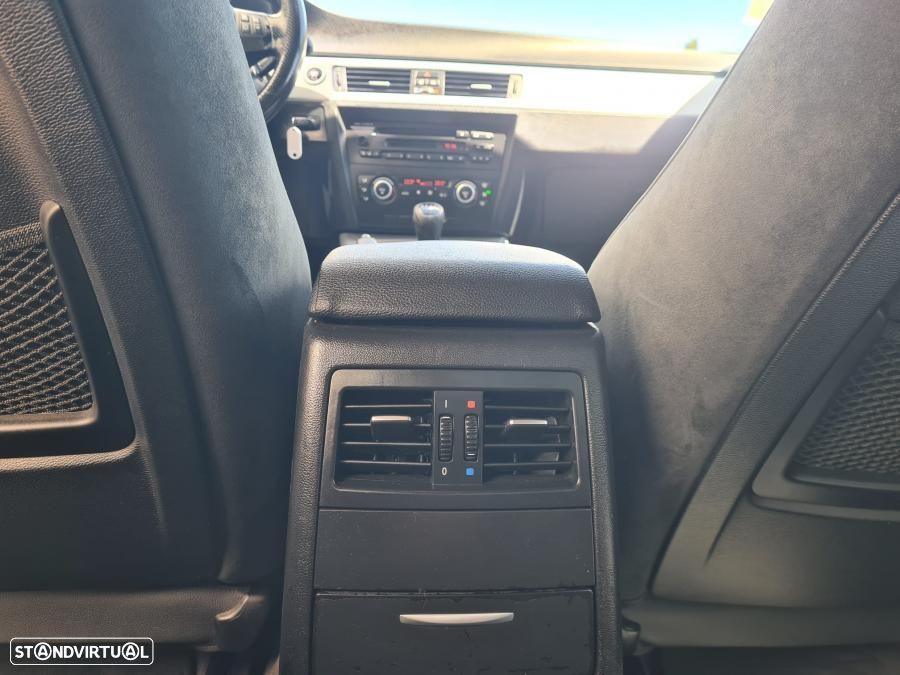 BMW 320 d Navigation - 12