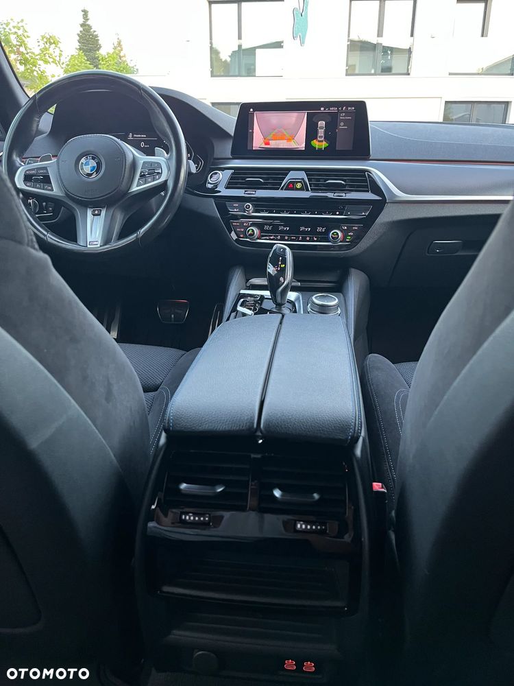 BMW Seria 5 520d xDrive mHEV M Sport sport - 6
