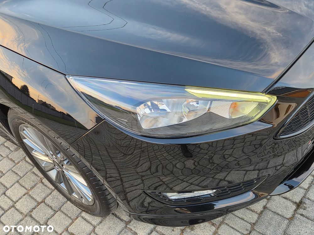 Ford Focus 1.0 EcoBoost Start-Stopp-System ST-LINE DESIGN - 22