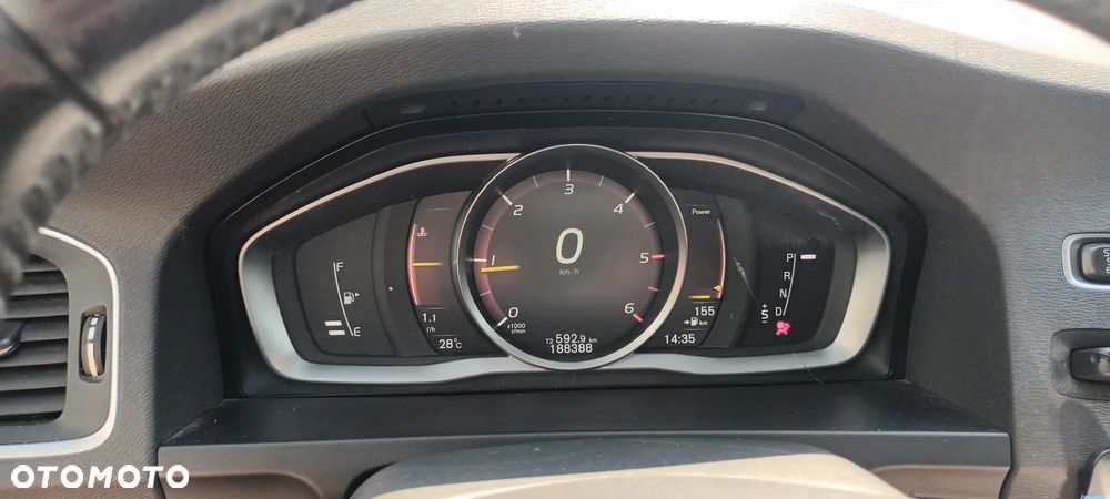 Volvo S60 D2 Drive-E Dynamic Edition (Kinetic) - 6