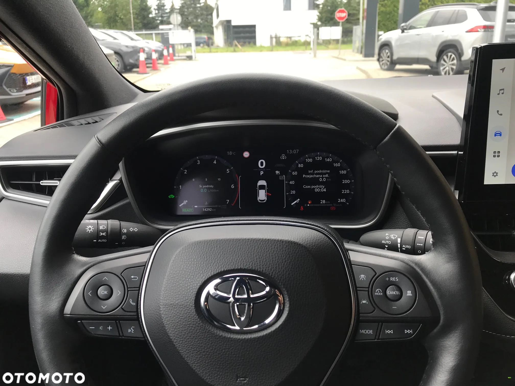 Toyota Corolla 1.8 Hybrid Style - 22